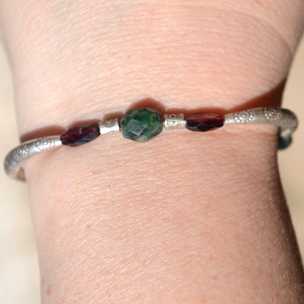 Genuine Emerald Garnet Sterling Silver Bracelet - Picture 6 of 7